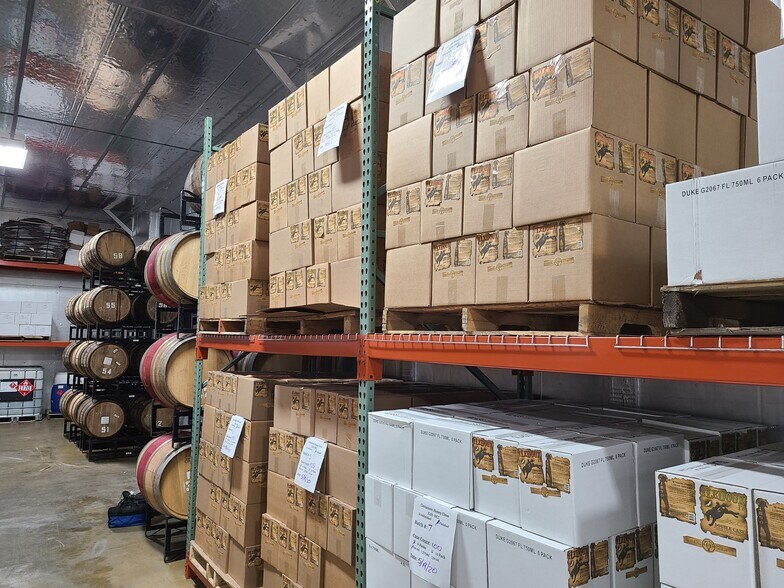 More Photos Of 1 Stevenson Rd, Laramie Specialty For Lease