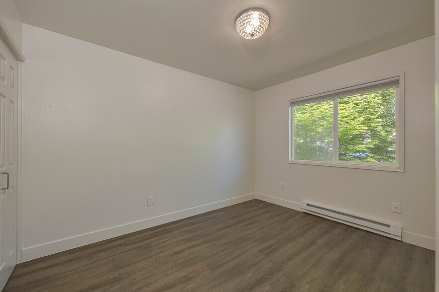 More Photos Of 7831 SW 34th Ave, Portland Apartments For Sale