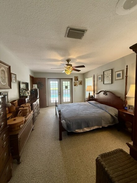 More Photos Of 33322 County Road 437, Sorrento Specialty For Sale