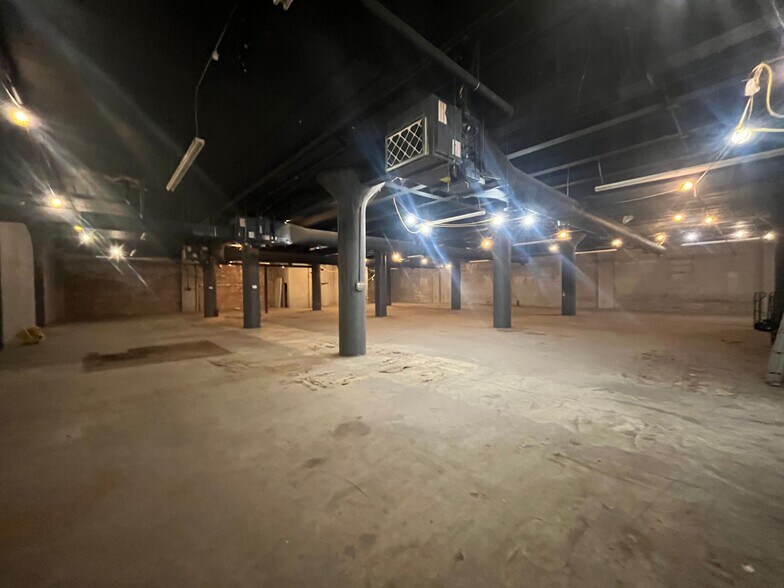 More Photos Of 5351 Lancaster Ave, Philadelphia Flex For Sale