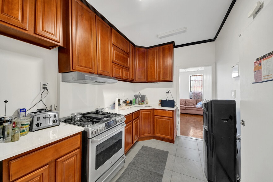 More Photos Of 1748 Cross Bronx Expy, Bronx Apartments For Sale