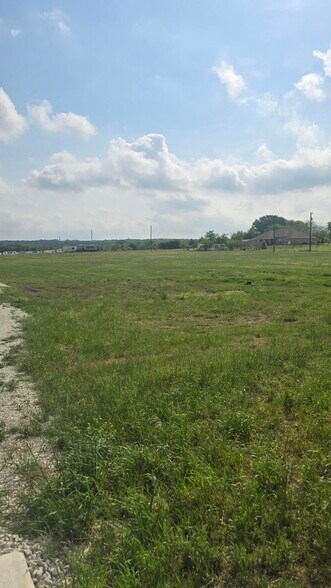 More Photos Of 1777 TBD Old Lorena Rd, Woodway Industrial For Lease