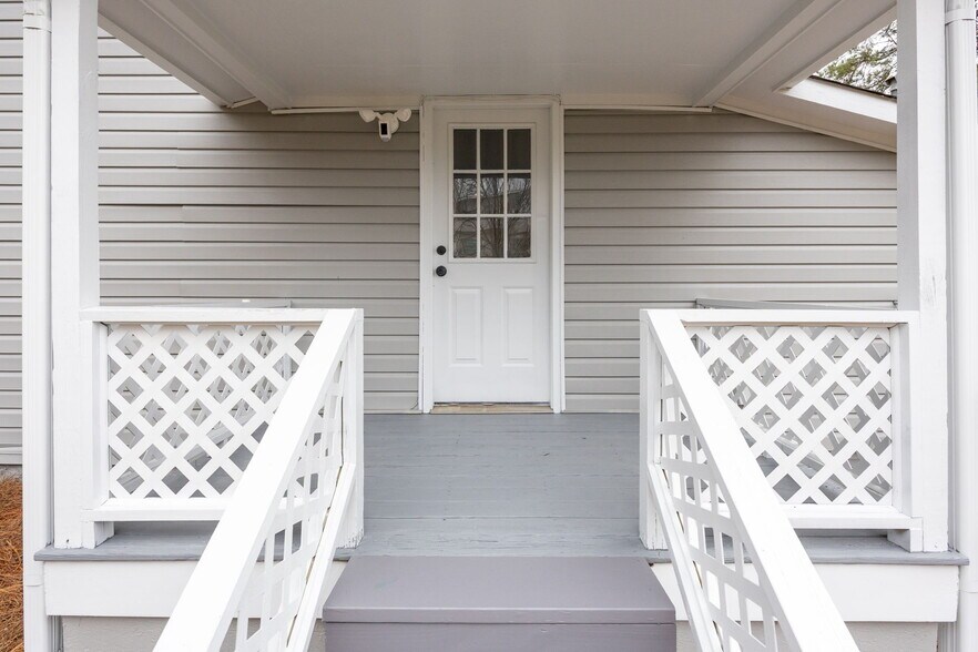 More Photos Of 1651 Donna Lynn Dr, Smyrna Office For Sale