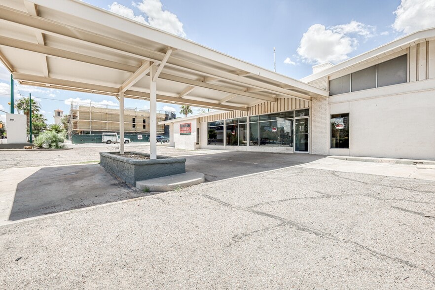 More Photos Of 301 E Yandell Dr, El Paso Medical For Lease
