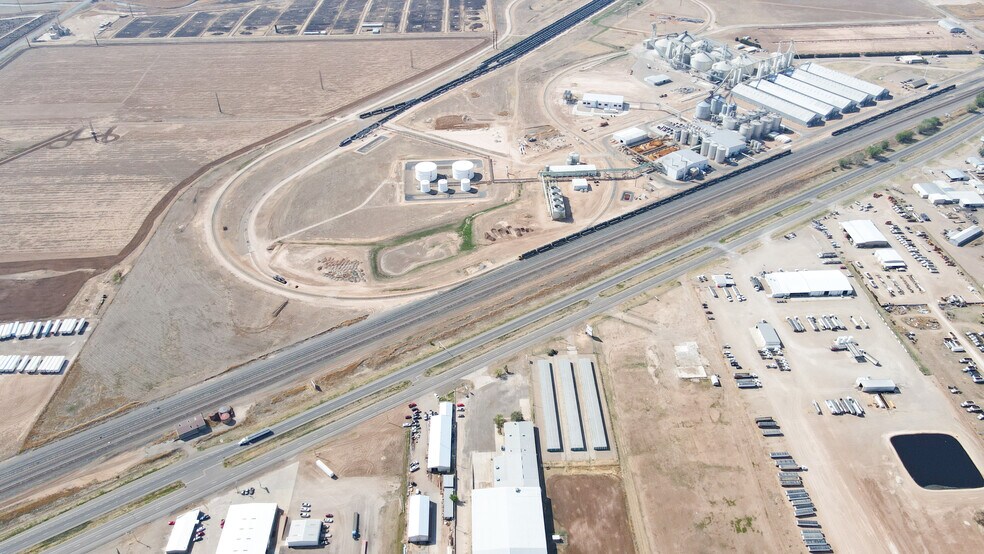 More Photos Of 3965 US Highway 60, Hereford Industrial For Sale