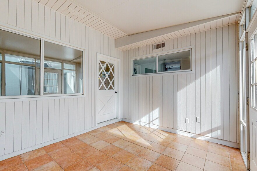 More Photos Of 1309 Virginia St NE, Albuquerque Apartments For Sale