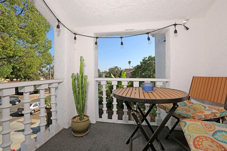 More Photos Of 1271 S Sycamore Ave, Los Angeles Apartments For Sale