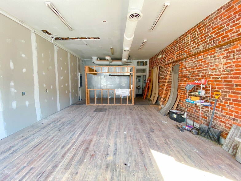 More Photos Of 800 W Marshall St, Richmond Restaurant For Lease