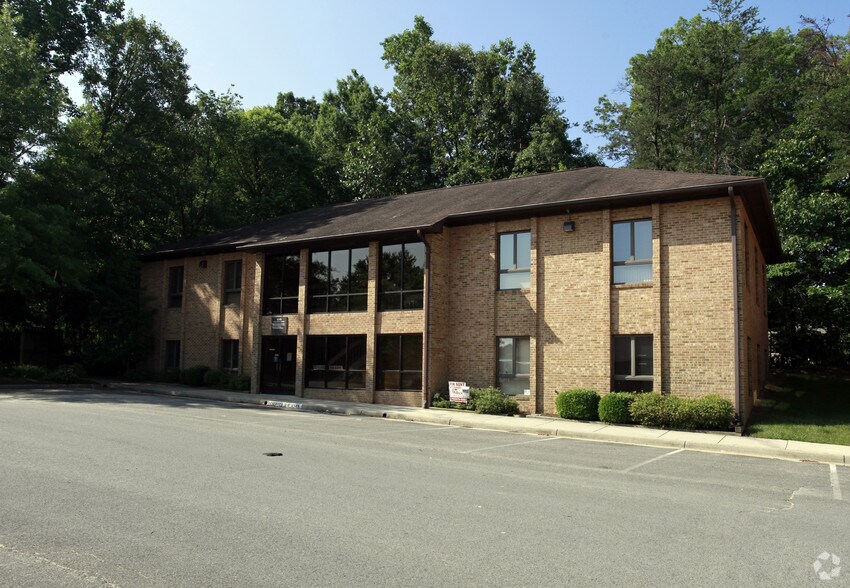 More Photos Of 4349 Ridgewood Center Dr, Woodbridge Office For Lease