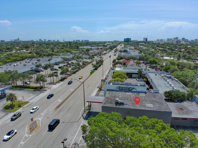 More Photos Of 1500 E Commercial Blvd, Fort Lauderdale Freestanding For Lease