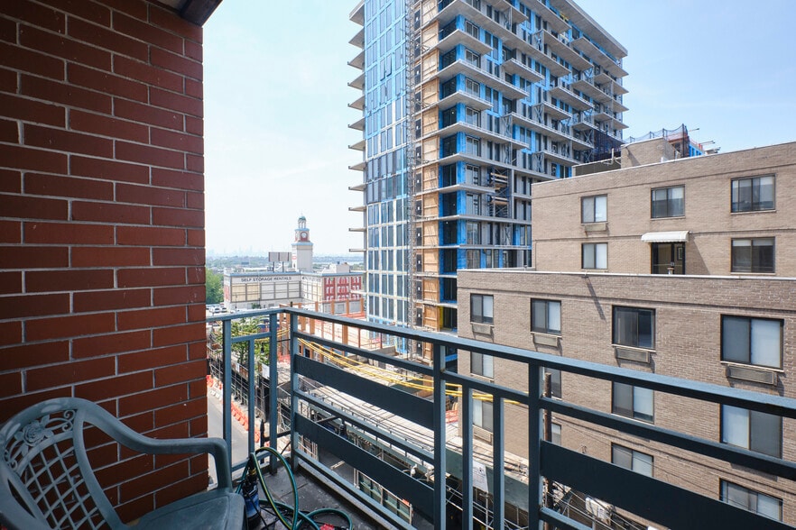 More Photos Of 133-40 37th Ave, Flushing Storefront Retail Residential For Sale