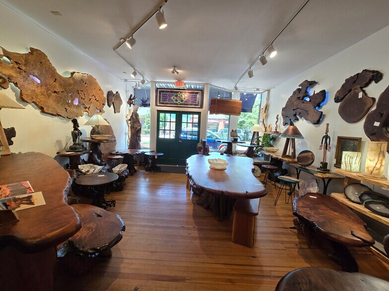 More Photos Of 142 N Main St, Waynesville Storefront Retail Office For Sale