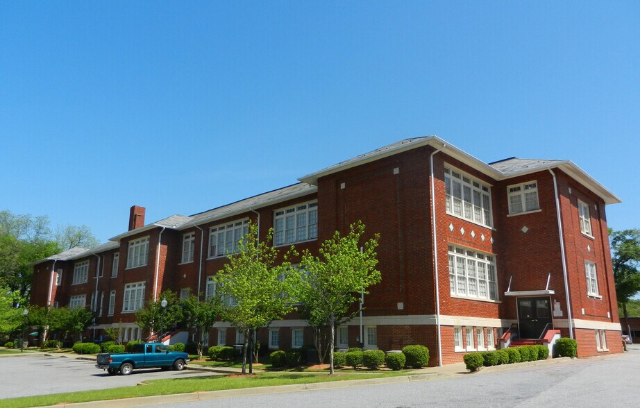 More Photos Of 600 Magnolia St, Spartanburg Apartments For Sale