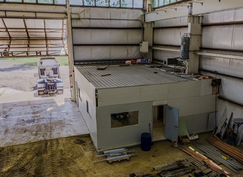 More Photos Of 5205 Cleveland Massillon Rd, Norton Manufacturing For Lease