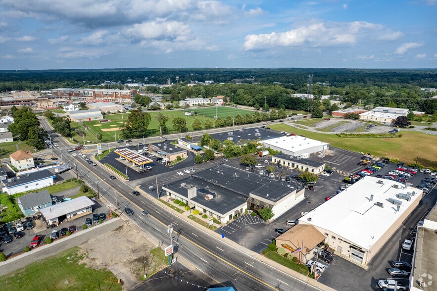 More Photos Of 2224 Pawtucket Ave, East Providence Office For Sale