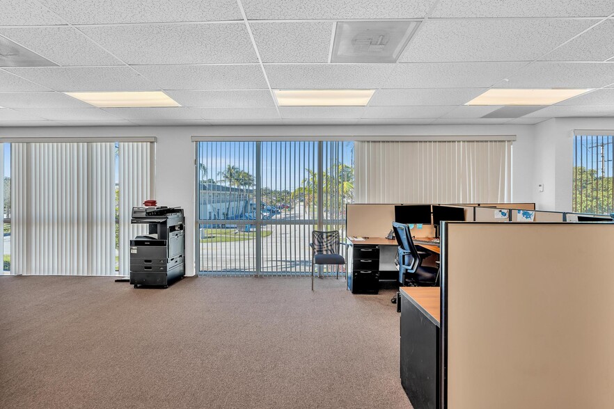 More Photos Of 7665 Davie Road Ext, Davie Office For Sale