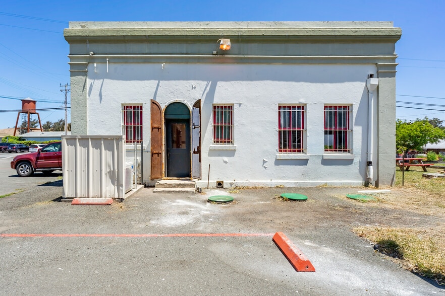 More Photos Of 14435 CA-Hwy 1 Hwy, Petaluma Freestanding For Sale