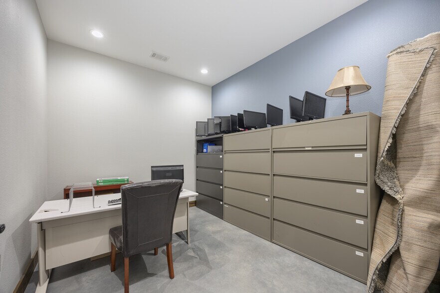 More Photos Of 299 W Eldorado Pky, McKinney Office For Sale