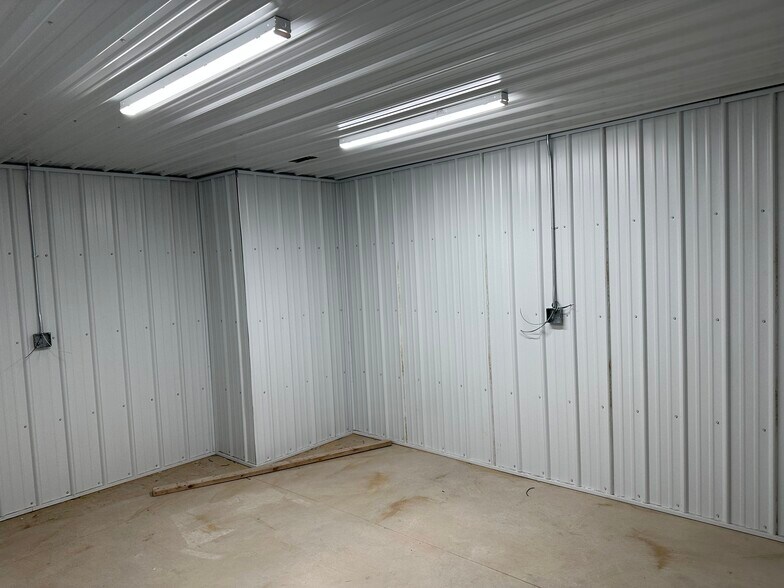 More Photos Of 2429 2 Mile Rd, Bay City Manufacturing For Sale