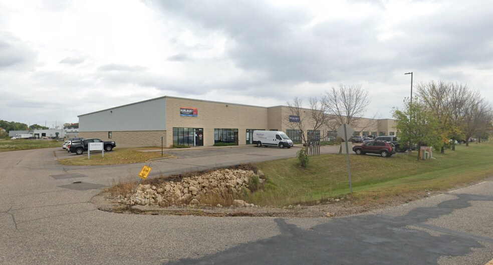 Primary Photo Of 2510 Alpine Rd, Eau Claire Light Manufacturing For Sale