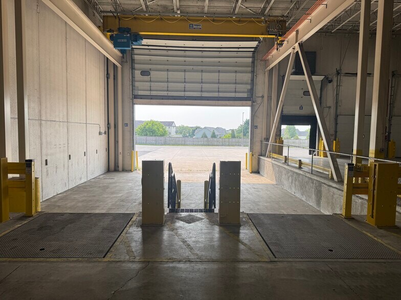 More Photos Of 5158 Williamsport Pike, Martinsburg Warehouse For Lease