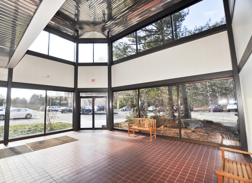 More Photos Of 26 Pearl St, Norwalk Office For Lease