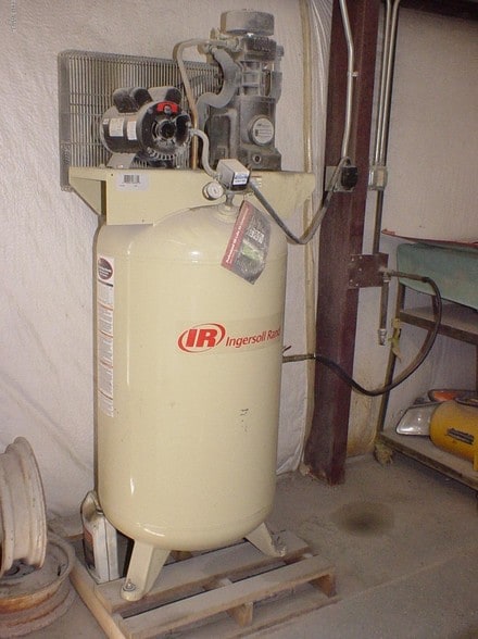 More Photos Of 405 W Vista Dr, Holbrook Service For Sale