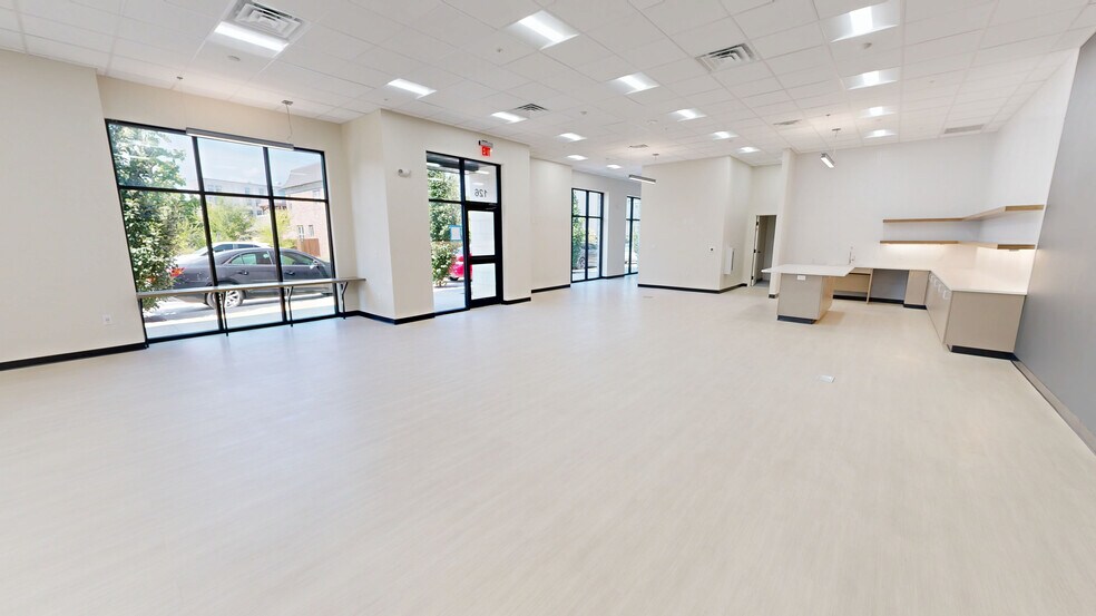 More Photos Of 301 SE G St, Bentonville Coworking Space