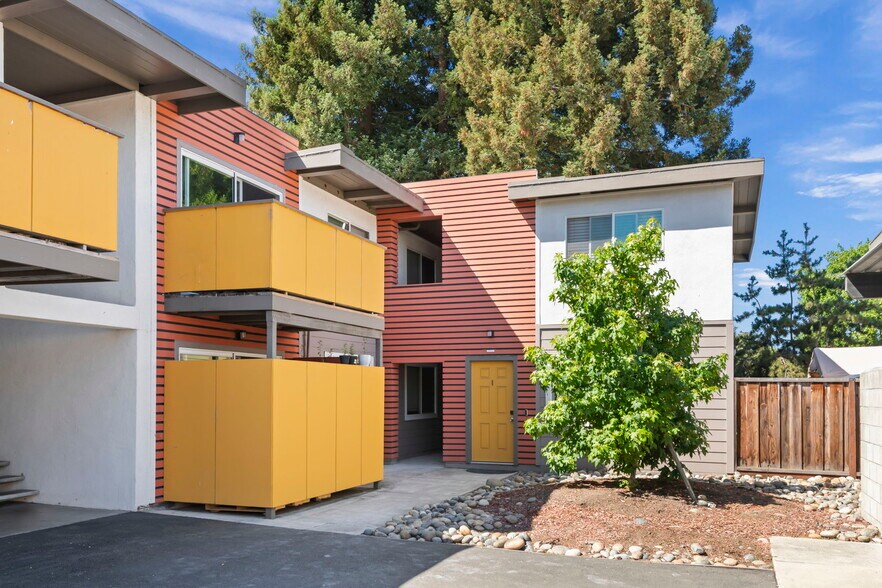 More Photos Of 25013-25021 Cypress Ave, Hayward Apartments For Sale