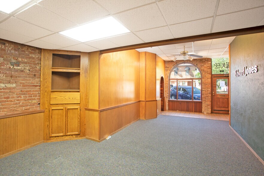 More Photos Of 310-312 1st St, Marysville Office Residential For Lease