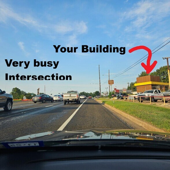 More Photos Of 1116 Gentry Pkwy, Tyler Freestanding For Lease