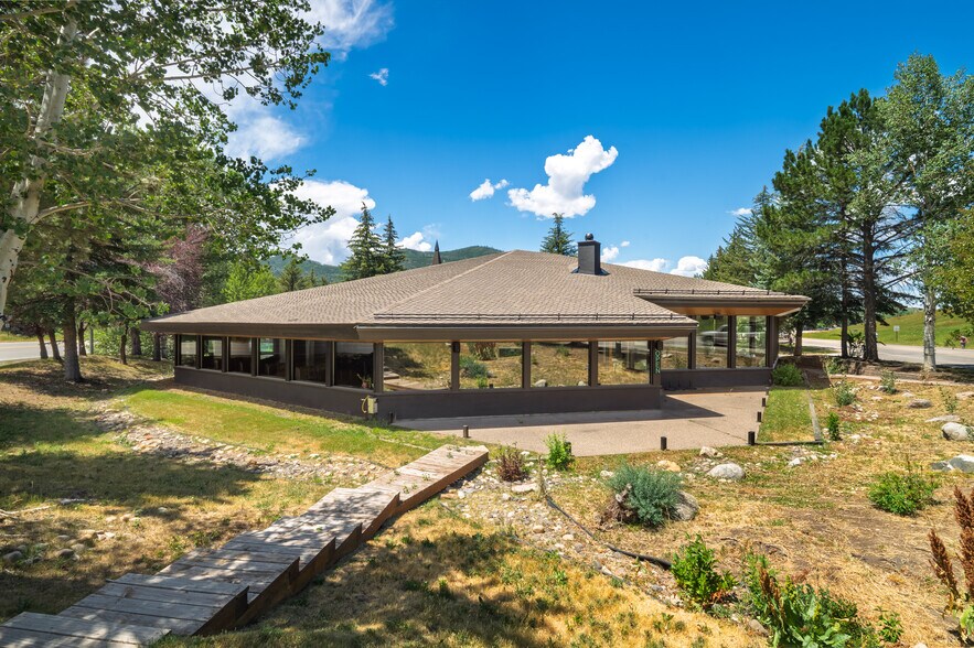 More Photos Of 2165 Pine Grove Rd, Steamboat Springs Restaurant For Sale