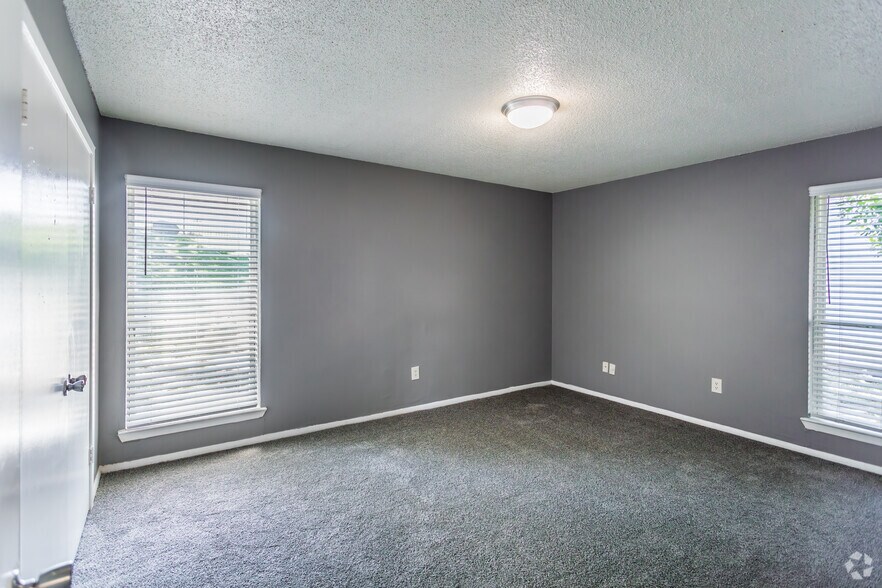 More Photos Of 2603 Pojest Dr, Memphis Apartments For Sale