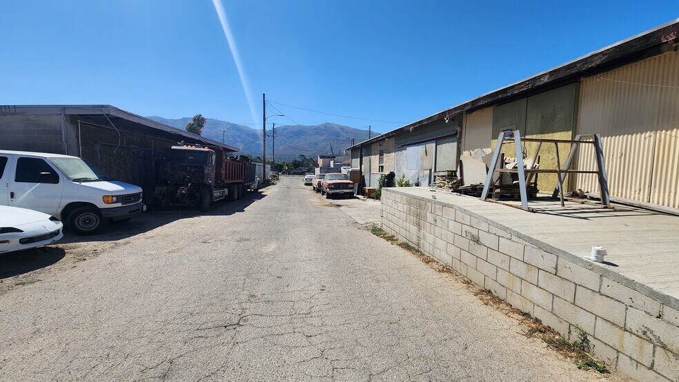 More Photos Of 1433 E Main St, Santa Paula Warehouse For Sale