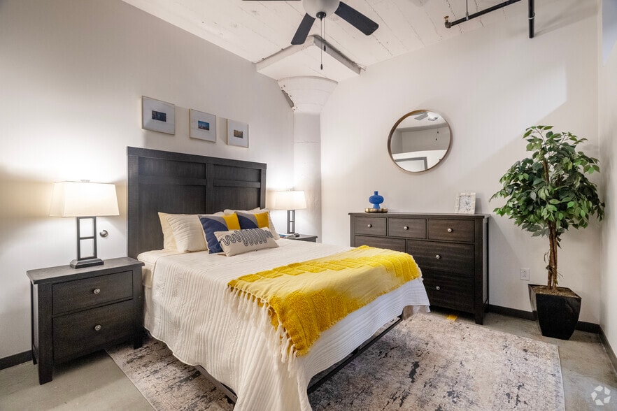 More Photos Of 1800 Washington Ave, Saint Louis Apartments For Lease