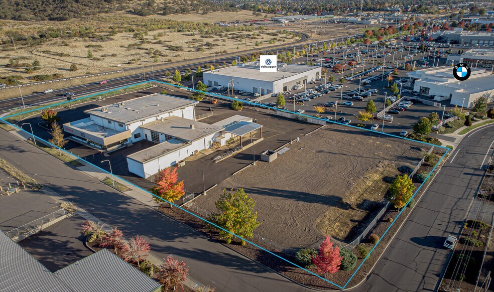 More Photos Of 1492 Burlcrest Dr, Medford Warehouse For Sale