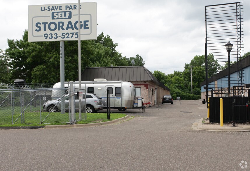 More Photos Of 3800 Louisiana Ave S, Saint Louis Park Self Storage For Lease