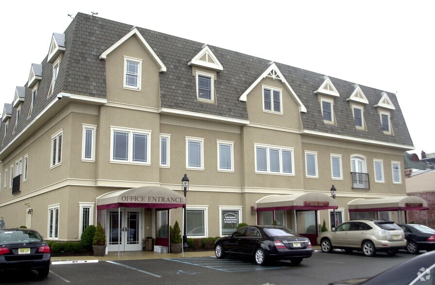 More Photos Of 25 1st Ave, Atlantic Highlands Office For Lease