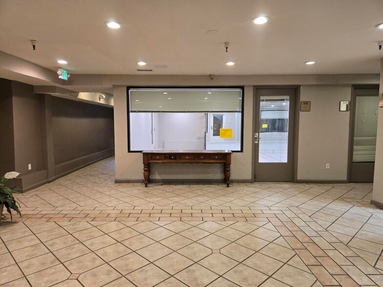 More Photos Of 1108-1112 Burlingame Ave, Burlingame Storefront Retail Office For Lease