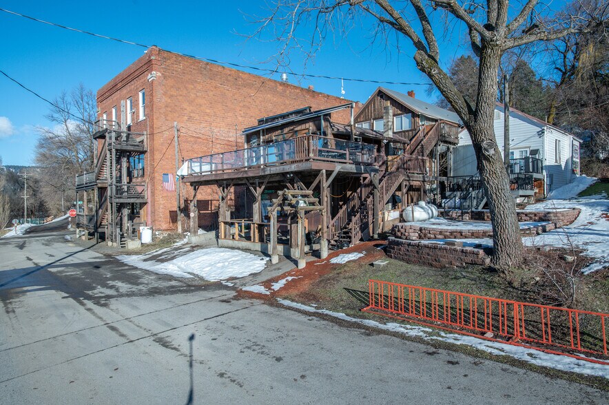 More Photos Of 204 S Coeur D Alene Ave, Harrison Restaurant For Sale