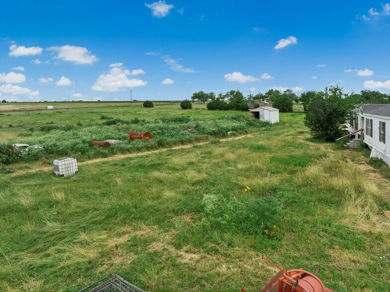 More Photos Of 2655 County Road 130, Hutto Land For Sale