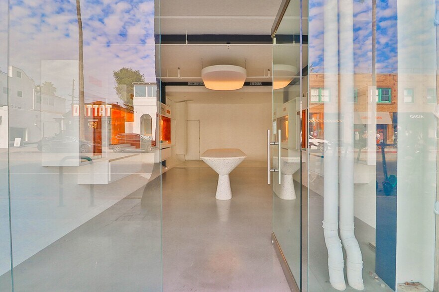 More Photos Of 1410 Abbot Kinney Blvd, Venice Storefront Retail Office For Lease