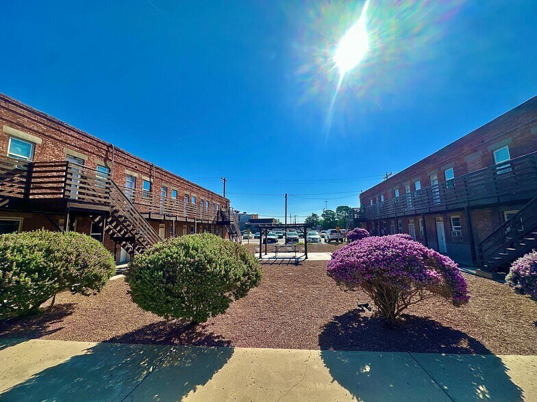 More Photos Of 901-919 Chihuahua St, El Paso Apartments For Sale