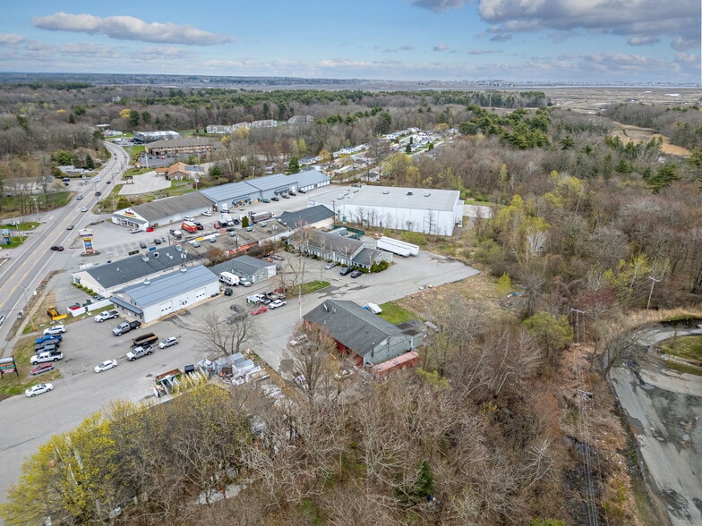 Primary Photo Of 894 Lafayette Rd, Seabrook Warehouse For Lease