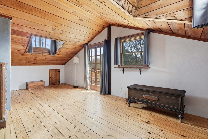 More Photos Of 125 Cayuga Street Ext, Trumansburg Warehouse For Sale