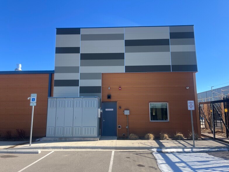 More Photos Of 9792 Hanover Ct E, Commerce City Manufacturing For Sale