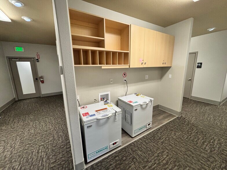 More Photos Of 1515-1535 Liberty St SE, Salem Medical For Lease