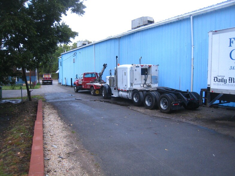 More Photos Of 500 Hunt Ave, Charleston Warehouse For Sale