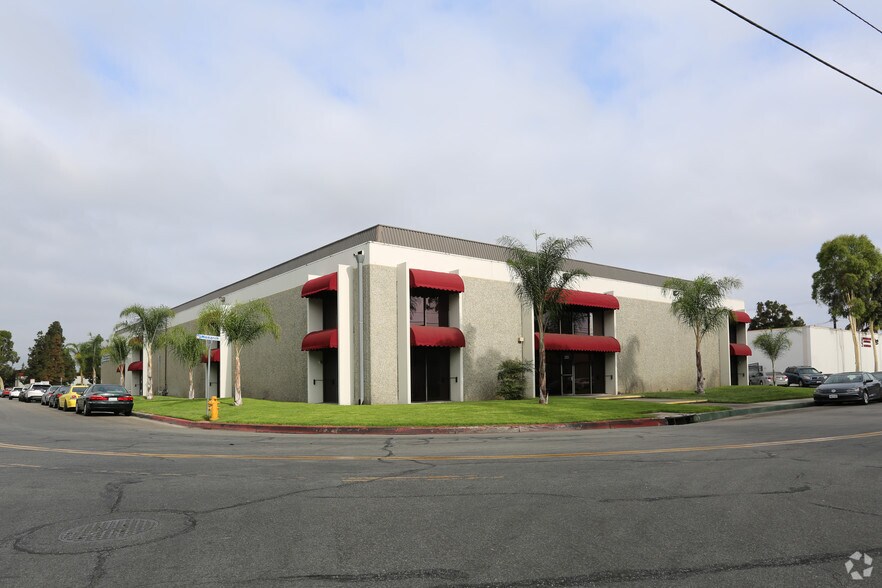 Primary Photo Of 12833 Monarch Ave, Garden Grove Warehouse For Lease