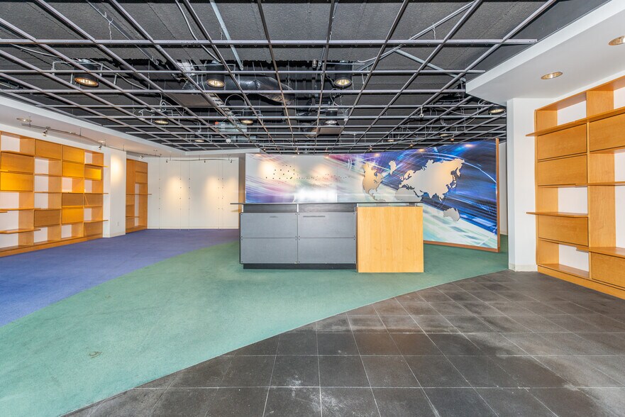 More Photos Of 1467 Rt 31 S, Annandale Office For Sale